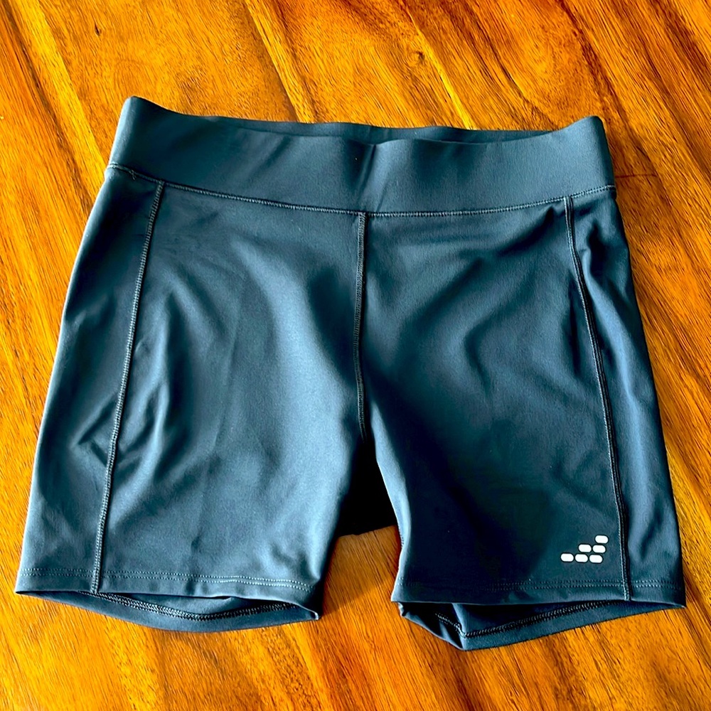 NWOT dark gray bike shorts, bcg, size medium